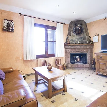 Villa Catalunya Casas Incredible Secluded Villa, Just 11km From Beach! *